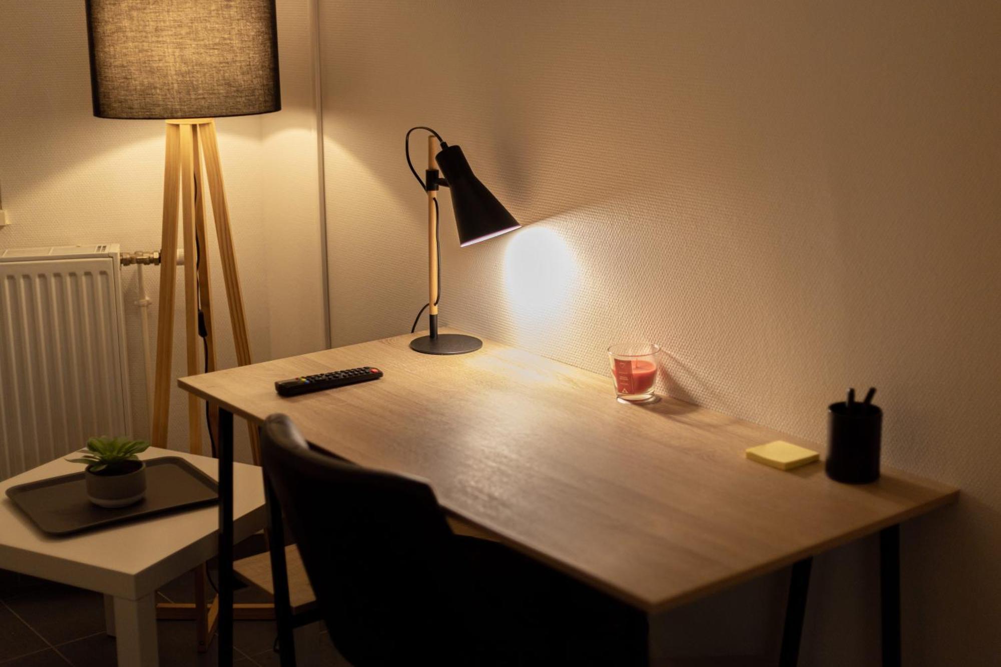 Apartment Face Yschools Arrivee Autonome 24s24h